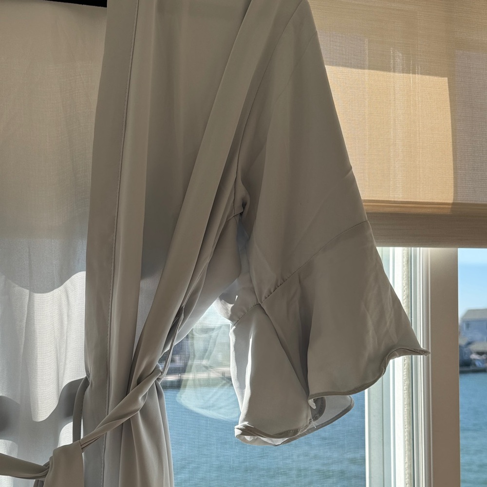 Ruffled Sleeve Robe - Picture 5 of 5